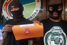 Jual Sabu, Dua Pemuda...