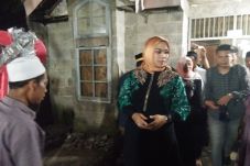 Bupati Cantik Ini Menginap...