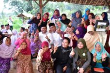 Warga Eks Jatigede Minta...