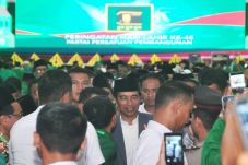 Jokowi Janji Gaji Penyuluh...