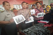 Jaringan Jambret Flyover...
