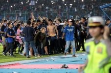 Aremania Rusuh, Netizen...