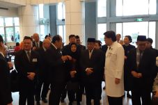 Kunjungi Tzu Chi Hospital,...