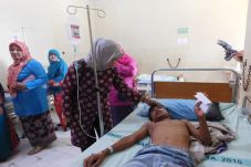 Cekcok dengan Istri,...