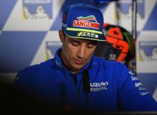 Andrea Iannone Bicara...