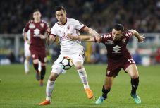 AC Milan Ditahan Torino,...