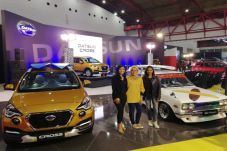 Datsun CROSS Usung Beragam...