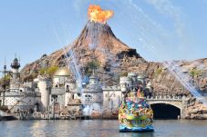 Melupakan Umur di DisneySea