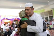 Jadi Lulusan Terbaik...