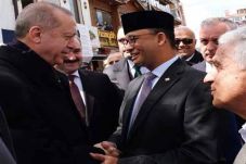Berkunjung ke Turki,...