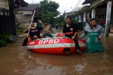 Tangerang Selatan Dikepung...