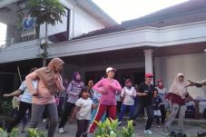 Meriahnya Peringatan...