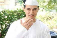 Aamir Khan Edukasi Masyarakat...