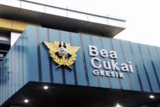 Bea Cukai Gresik Bukukan...