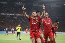 Persija Tantang Wakil...
