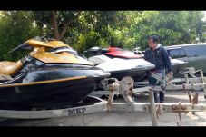 Usut Kasus Bupati Mojokerto,...