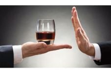 Alkohol Berisiko Sebabkan...