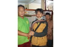 Rampas Ponsel ABG 14...