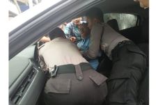 Diseruduk Kopaja P20,...