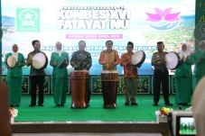 Konferensi Besar XVI...