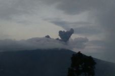 Gunung Marapi Meletus,...