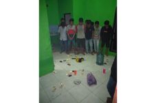 Belasan Remaja Putus...