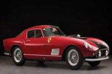Laku USD10 Juta, Ferrari...