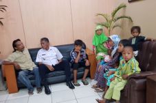 Keluarga Miskin di Tangerang...
