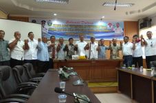 Jadi Tuan Rumah PON...