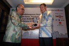 Bank DKI Permudah Pembayaran...