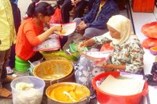 Sego Roomo, Makanan...