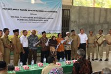 Rumah Gratis Bagi Warga...