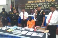 Bea Cukai Bandung Gagalkan...