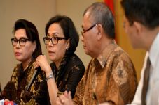 Pegawai Kena OTT, Sri...