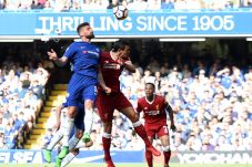 Pecundangi Liverpool,...