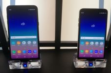 Spesifikasi Samsung...