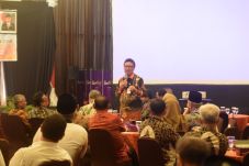 Mendagri Ingatkan Kepala...