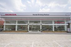 Honda Buka Dealer Pertama...