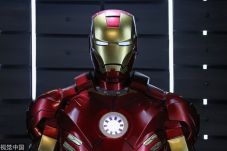 Kostum Asli Iron Man...