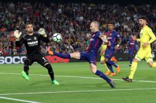 Pukul Villarreal, Barcelona...