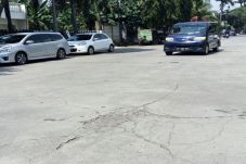 Sejumlah Jalan Beton...