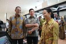 Menteri Rini: BUMN Gelontorkan...