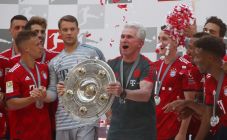Bayern Muenchen Rayakan...