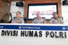 Polri Imbau Masyarakat...