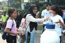 Demi Lingkungan, Kementerian...