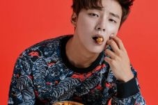 Yoon Si Yoon Terima...