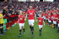 Michael Carrick, Alumni...