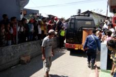 Empat Teroris Diringkus,...
