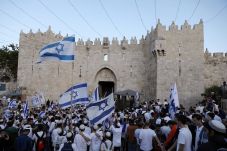 Israel Pertanyakan Keputusan...