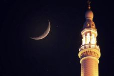 Kamis, Muslim Seluruh...
